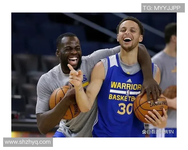 格林球星足球赛季精彩回顾：球场风云与传奇时刻的完美呈现