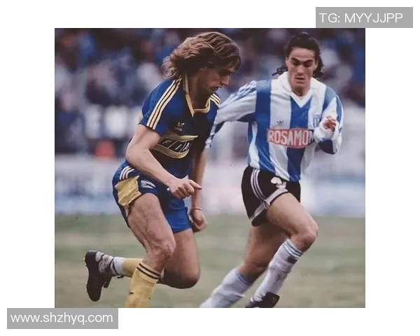 全球足球三大巨星荣耀时刻盘点，谁能称霸世界足坛榜首